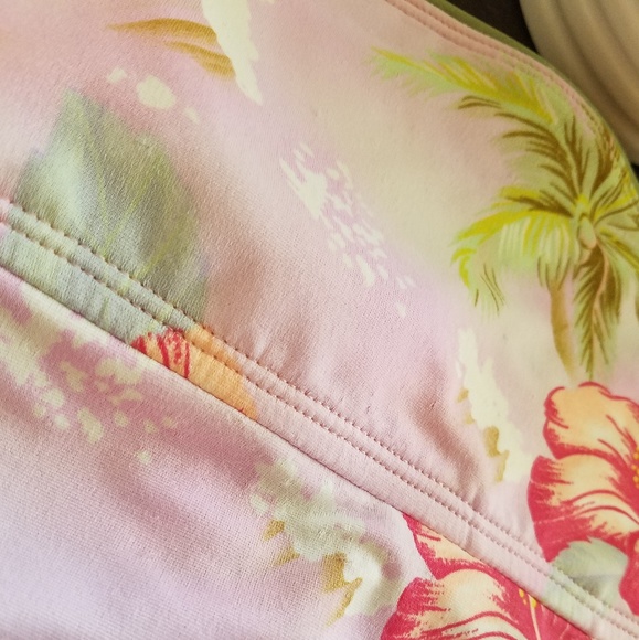 Strapless Padded Floral Swim Top 🌙 - Picture 2 of 7